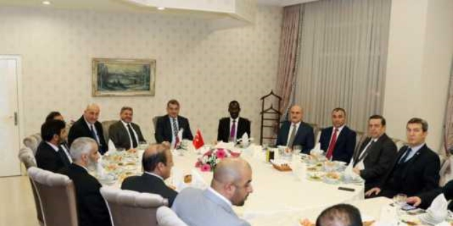 Emniyet Genel Müdürü Uzunkaya, Katar heyeti ile bir araya geldi