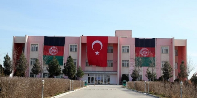Pakistan'daki FETÖ okullarının tamamının TMV'ye devri tamamlandı
