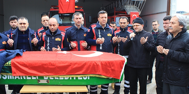 Kalp krizi geçiren itfaiye eri hayatını kaybetti