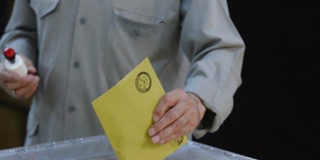 AK Parti anketi: 'Sandığa gitmeyeceğim' diyenlerin sayısı artıyor