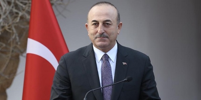 Çavuşoğlu: Venezuela'ya dışarıdan müdahale çözüm getirmez