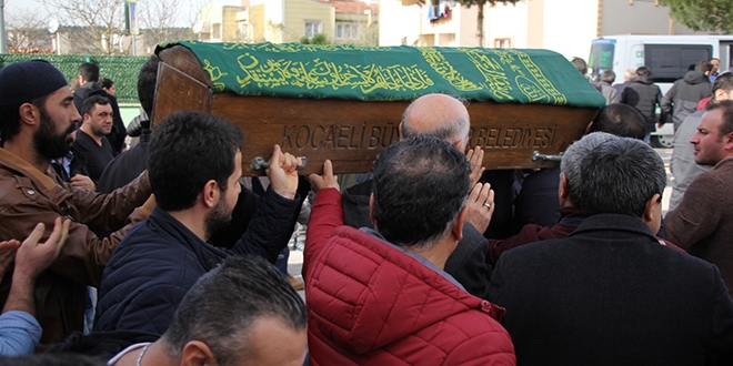 İkiz kardeşleri trafik kazası ayırdı