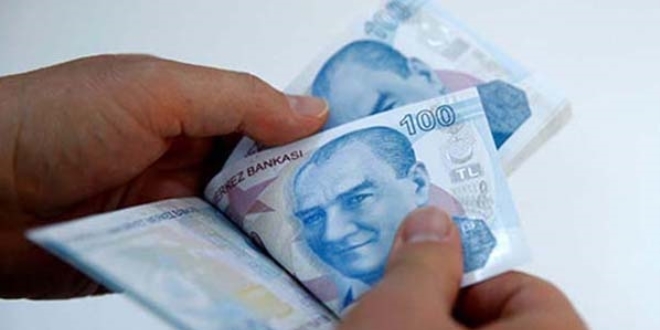 Emekliye 355 lira intibak zammı için gözler Meclis'te...