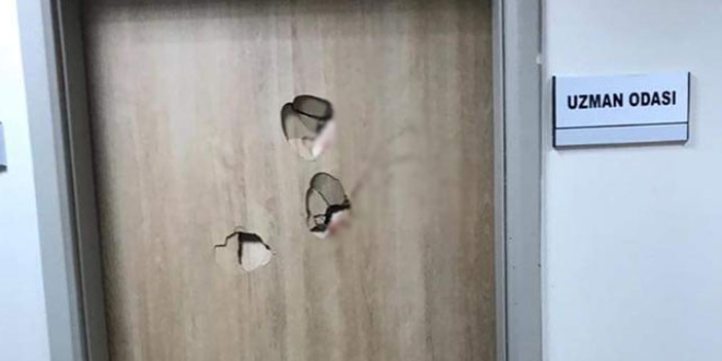 Doktora saldran hasta yakn, odann kapsn krd