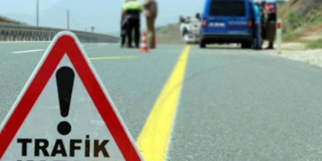 Uşak'ta korkunç kaza! 3 ölü, 1 yaralı