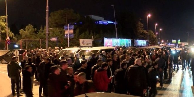 Uber sürücülerinden taksici şiddetine karşı eylem
