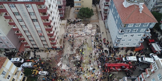 Kartal'da çöken binada ölen ve yaralıların kimlikleri belli oldu