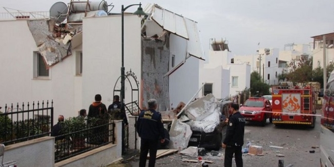 Bodrum'da buzdolabı bomba gibi patladı!