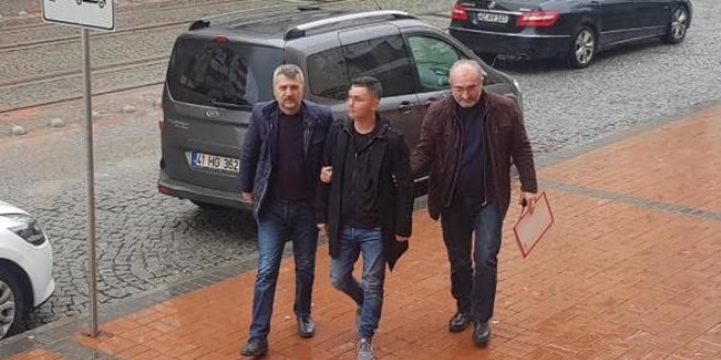 Otel sahibi, mühendisi bacağından vurdu