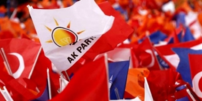 AK Parti'li Belediye Bakan aday adaylktan ekildi