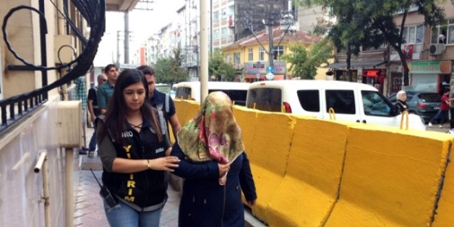 Öğretmeni bıçakla yaralayan veli, serbest bırakıldı
