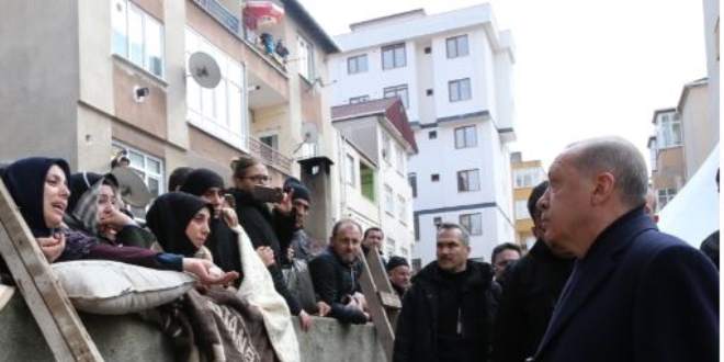 Cumhurbaşkanı Kartal'daki enkaz alanına geldi