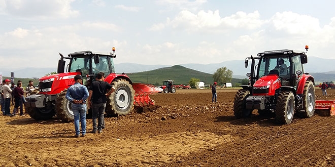Çiftçiler en çok Traktöre yatırım yapıyor