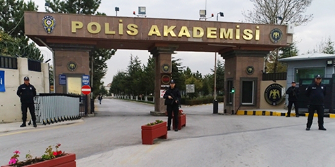 Polis Akademisinden 'mescit' aklamas