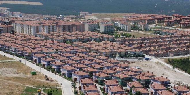 En kalabalık ilçe Çankaya, 57 ili solladı