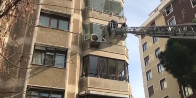 Kadıköy'de korkutan yangın