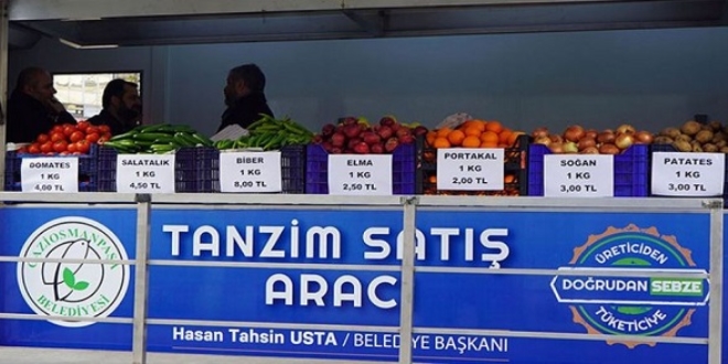 Düşük fiyatlara sevinen vatandaş, tanzim satış sırasında şarkı söyleyerek bekledi