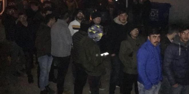 TTK'da işçi alımı kuyruğu geceden başladı