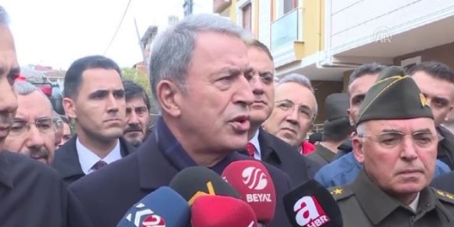 Bakan Akar'dan helikopter kazasına ilişkin açıklama