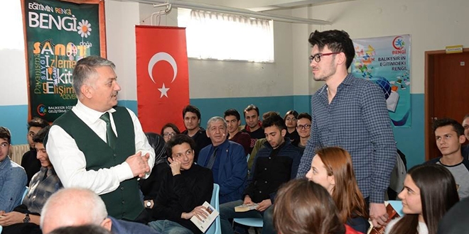 Balıkesir Valisi: Sevmediğiniz mesleği seçmeyin