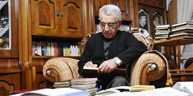 70 yıldır günlük yazıyor