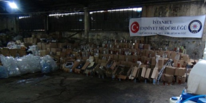 İstanbul'da sahte içki ve şampuan operasyonu: 3 tutuklama