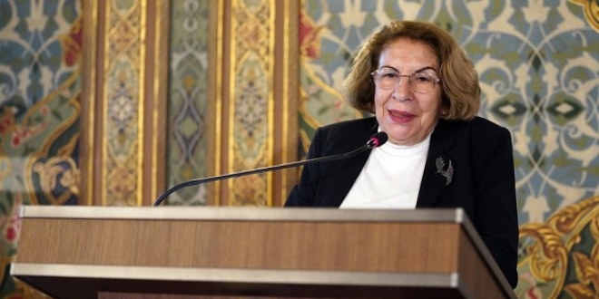 'Bar Mano, 'Aklk' geleneini temsil eden, modern bir halk ozandr'