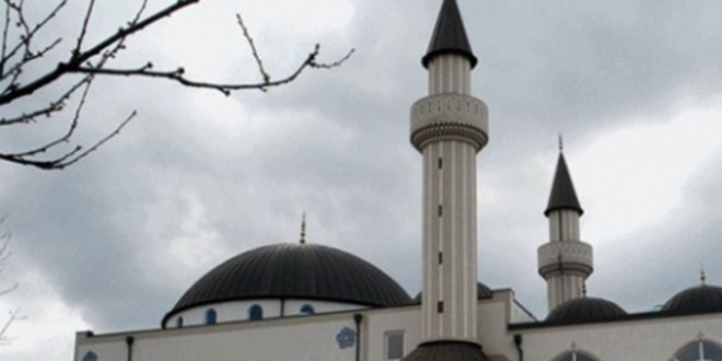 Avusturya'da mahkeme cami kapatma kararını iptal etti