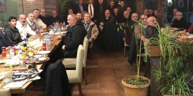 MHP Başkanı adayı Bıyık eskimeyen eski dostlar bir araya geldi