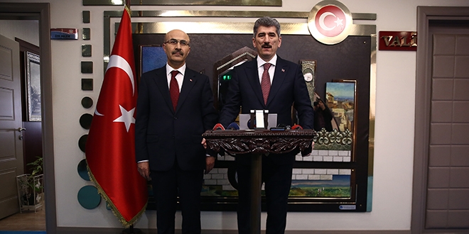 'Bürokraside işlemlerin azaltılmasını hedef edindik'