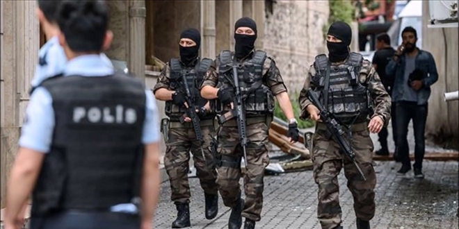 PKK'ya çok büyük darbe! 735 kişi gözaltına alındı