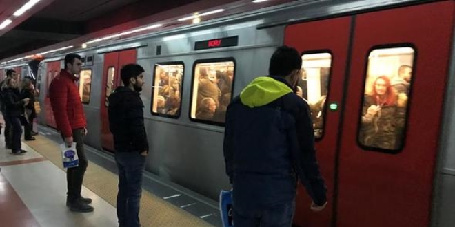 Ankara'da aktarmasz metro seferleri balad