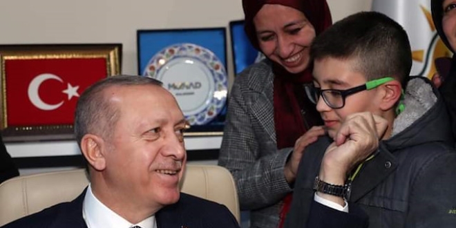 Cumhurbaşkanı Erdoğan asker eşinin talebini dinledi