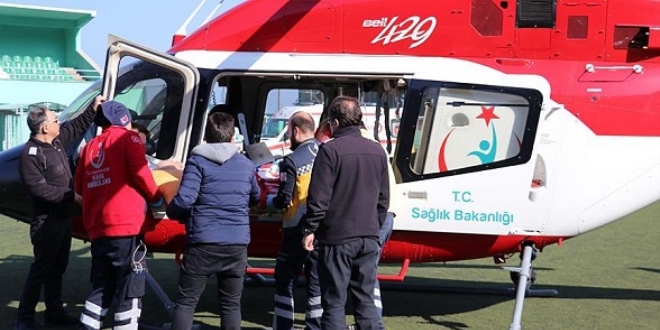 Ambulans helikopter solunum hastası için havalandı