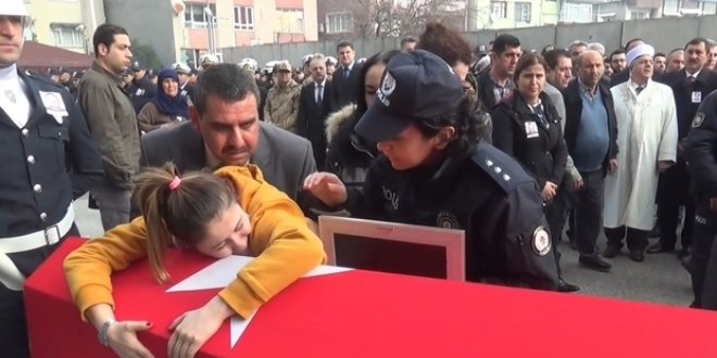 İntihar eden polis müdürü için tören düzenlendi