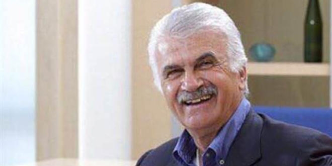 Eski bakan Fikret Ünlü hayatını kaybetti