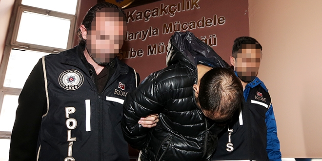 'Yasaklı hap' satan şüpheliye yeniden gözaltı
