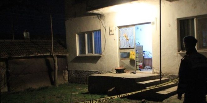 İşe gelmeyince arkadaşları şüphelendi, evinde ölü bulundu