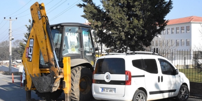 Göz doktoru kaçak kazı yaparken yakalandı