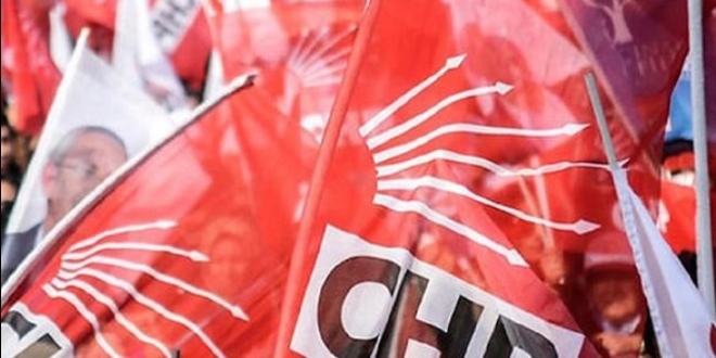 CHP Adalar ile ynetimi istifa karar ald