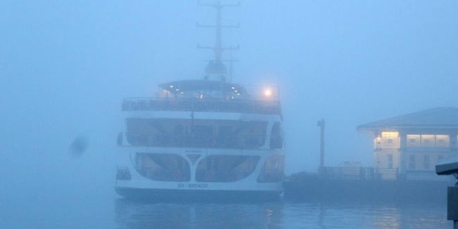 İstanbul'da deniz ulaşımına sis engeli