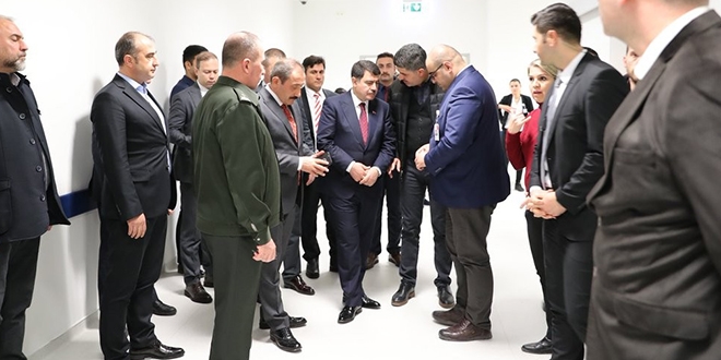 Ankara Valisi'nden yaralı askerlere ziyaret