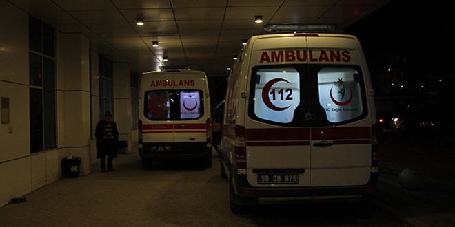 Kaynağı belirsiz kokudan etkilenen 10 kişi hastanelik oldu