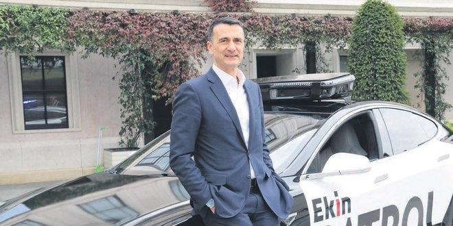 Yüzden tanıma yapan aracı dünyaya satıyor
