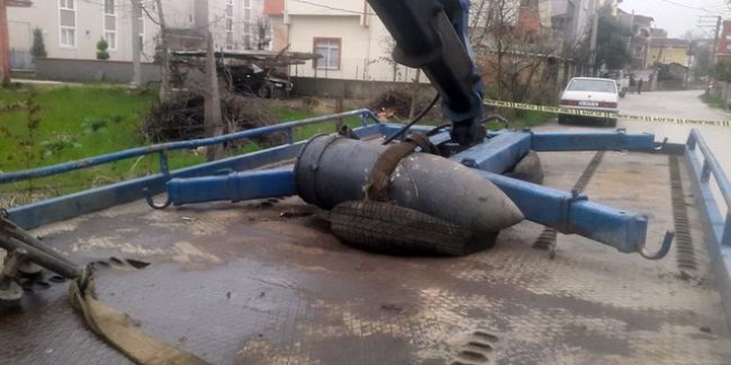 Kocaeli'de patlamam top mermisi bulundu