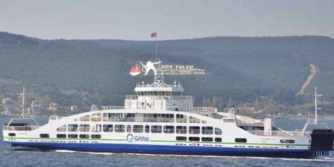 Kuzey Ege'de deniz ulaşımına fırtına engeli