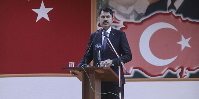 'Deprem riski taşıyan hiçbir binayı bırakmayacağız'
