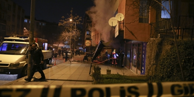 Bakentte markette patlama ve yangn meydana geldi