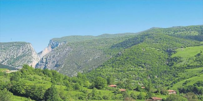 Terörden temizlenen Amanoslar doğaseverlerin rotası oldu