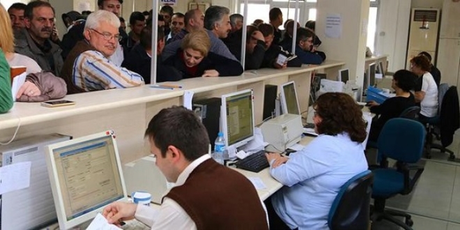 Vergi daireleri bugün 21.00'a kadar açık